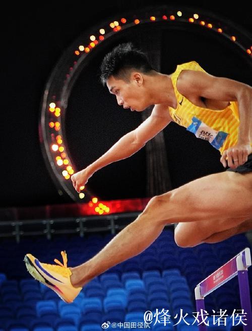 全运会男子400米栏决赛 龚德滨刷新全国纪录摘金