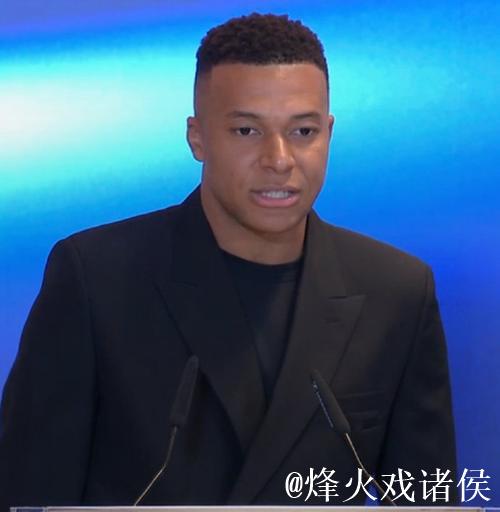 姆巴佩:队友们的传球质量很高,和他们共事是我 姆巴佩:队友们的传球质量很高,和他们共事是我